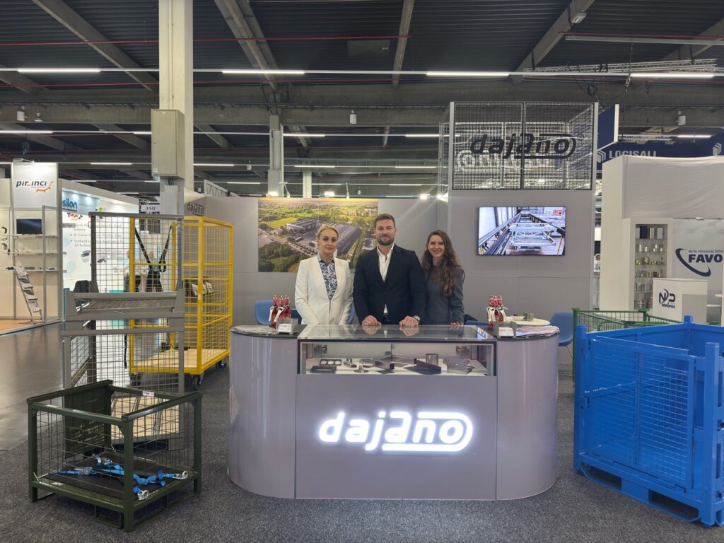 Foto des Teams auf der Fashpack-Messe